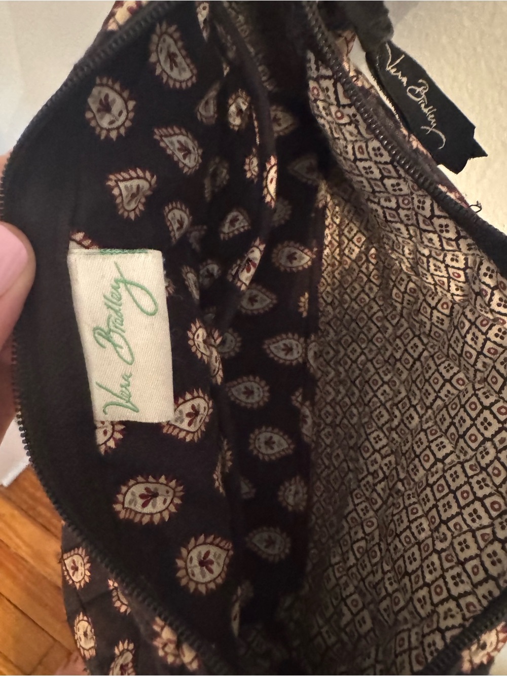 Vintage Vera Bradley Black Paisley Teardrop Shoulder bag- Retired 2002 - Picture 7 of 8